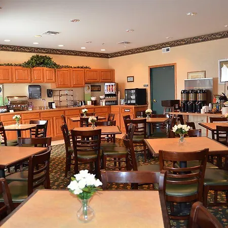 Holiday Inn Express & Suites Marquette By Ihg 