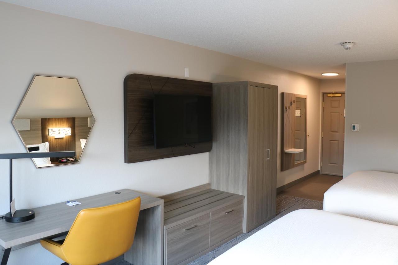 Holiday Express&suites Marquette, An Ihg Hotel 3*